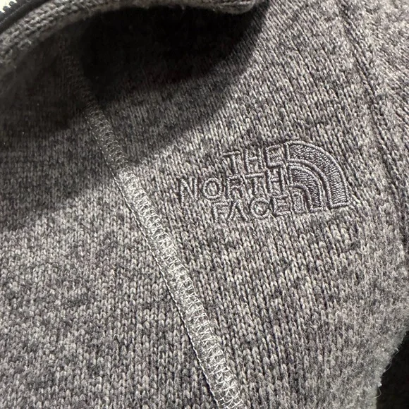 North Face Gray Full-Zip Hooded Fleece Jacket - Picture 4 of 5